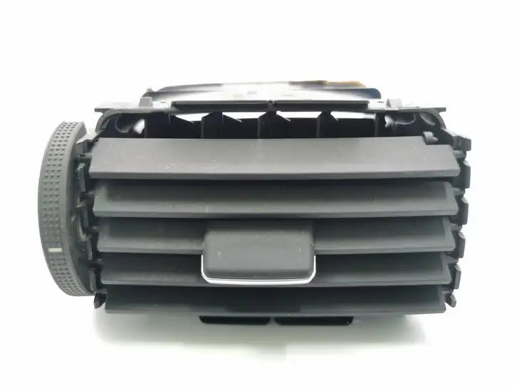 Toyota Avensis T250 (2006 - 2009) TSM5512G Центральный воздушный дефлектор — фото 3
