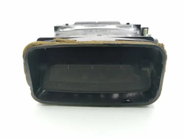 Toyota Avensis T250 (2006 - 2009) TSM5512G Центральный воздушный дефлектор — фото 5
