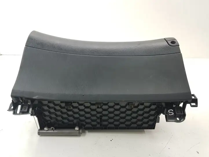 Lexus GS 300 350 430 450h (2004 - 2007) 5543330180 Вещевой ящик — фото 1