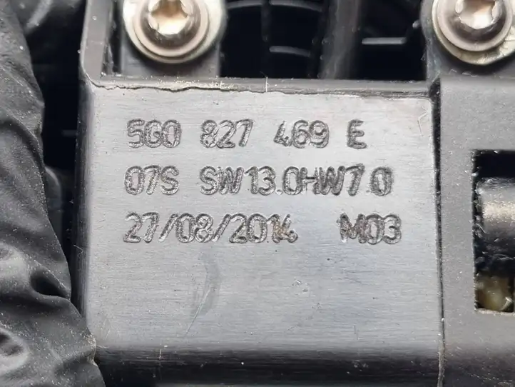 Volkswagen Golf VIII (2019 - ) 5G0827469E Ручка багажной двери — фото 8