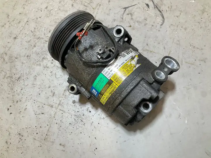 Opel Astra H (2004 - 2009) 383601234 Компрессор (насос) кондиционера воздуха — фото 1