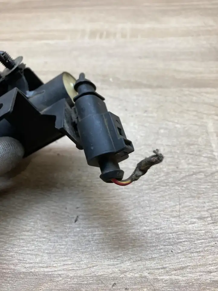 Volkswagen PASSAT B6 (2005 - 2010)  6E0907488A Другое реле