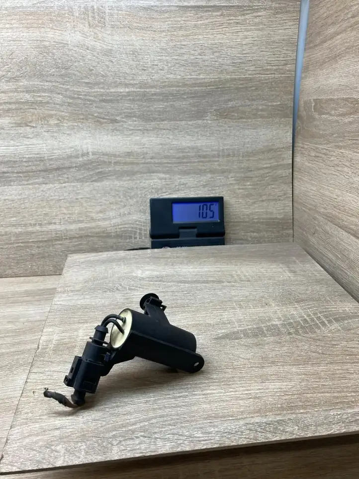 Volkswagen PASSAT B6 (2005 - 2010)  6E0907488A Другое реле