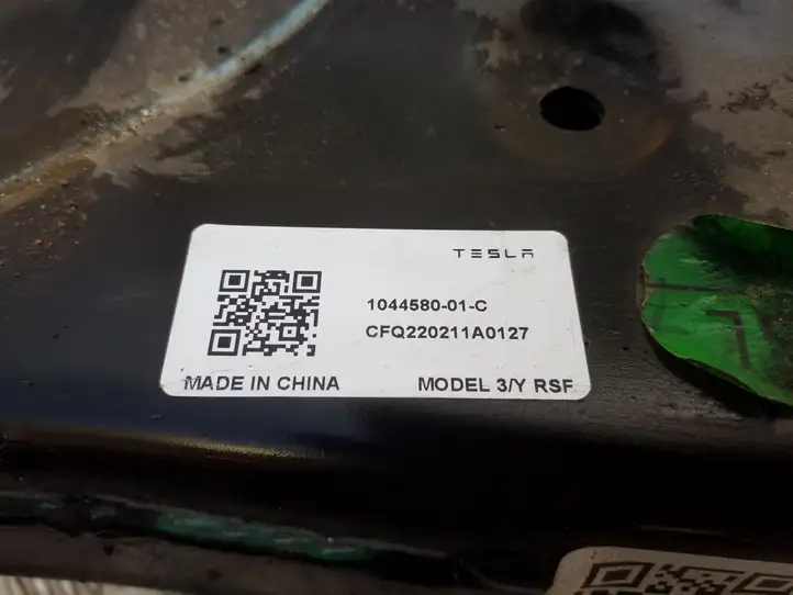 Tesla Model 3 (2017 - 2023) 104458001C Задняя балка подвески — фото 3