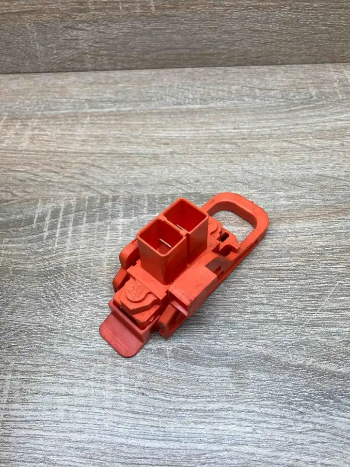 Toyota Prius (NHW20) (2003 - 2009)  9098211049 Другое реле