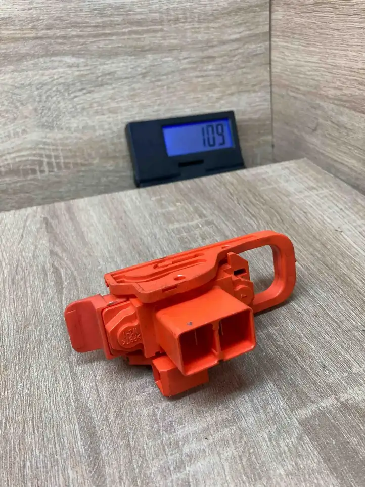 Toyota Prius (NHW20) (2003 - 2009)  9098211049 Другое реле