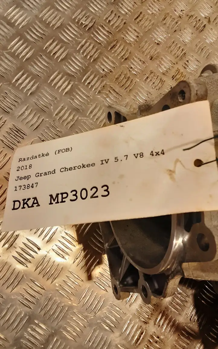 Jeep Grand Cherokee (2010 - 2021) P68370968AA Раздаточная коробка — фото 2