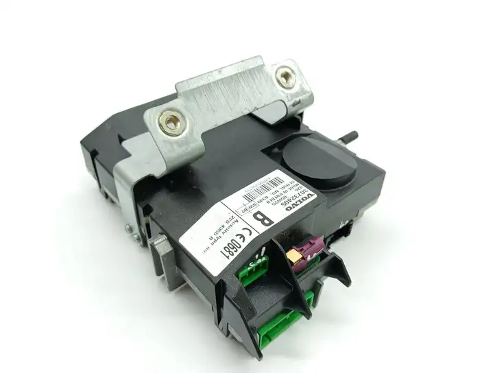 Volvo XC90 (2002 - 2006) 30732405 Блок GSM — фото 4