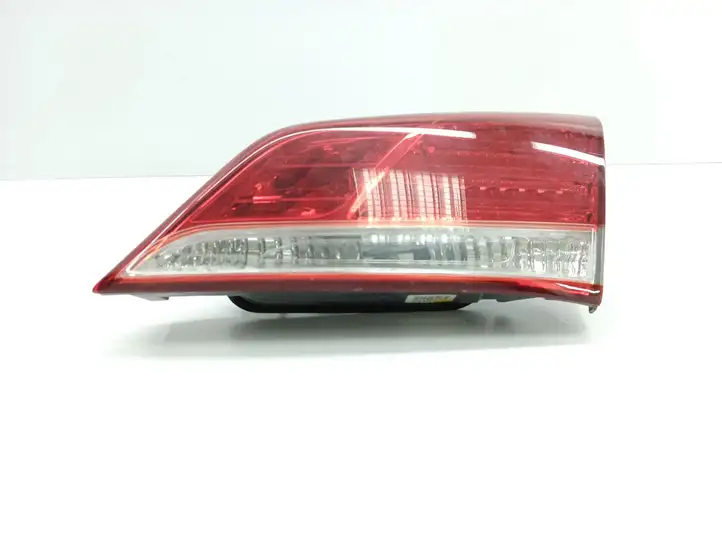 Hyundai i40 (2011 - ) 924043Z300 Задний фонарь в крышке багажника — фото 3