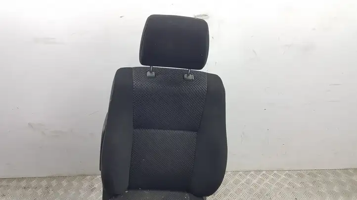 Suzuki Grand Vitara II (2005 - 2008) Переднее сиденье водителя — фото 2