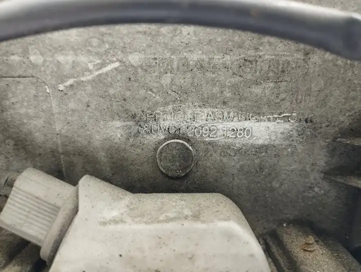 Chevrolet Captiva (2006 - 2011) 20921280 Подсветка номера — фото 8