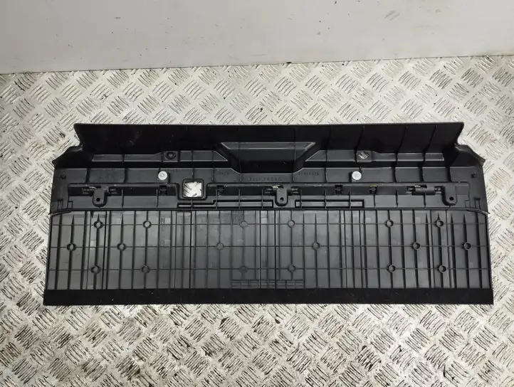 Mitsubishi Outlander (2007 - 2012) 7240A024 Отделка порога багажника — фото 5