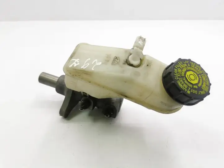 Toyota Yaris (2005 - 2009) 03350887551 Главный тормозной цилиндр — фото 1