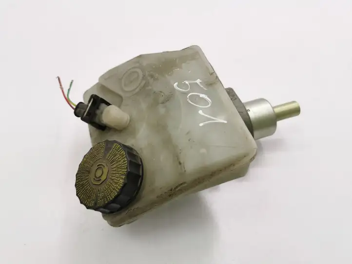 Peugeot 206 (1998 - 2012) 03350884281 Главный тормозной цилиндр — фото 1