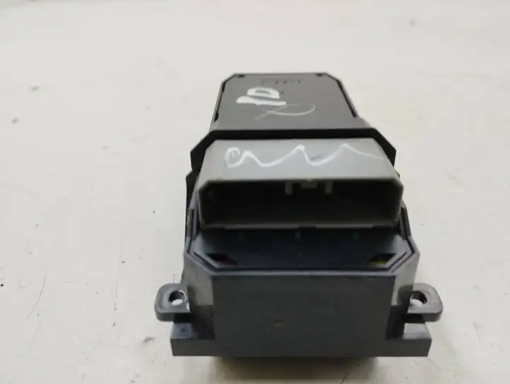 Honda CR-V (2009 - 2012) 35750SWAE011M2 Блок кнопок стеклоподъемников — фото 8