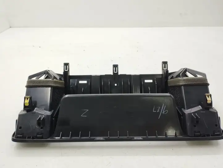Nissan Murano Z50 (2002 - 2008) PC7868750 Центральный воздушный дефлектор — фото 6