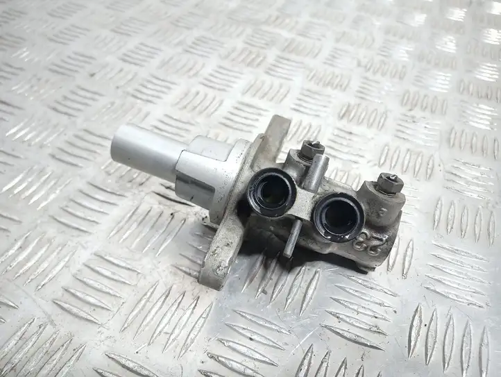 Nissan Qashqai (2006 - 2010) 0204Y24277 Главный тормозной цилиндр — фото 2