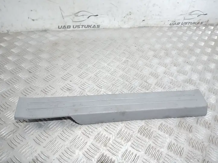 Kia Sorento (2002 - 2006) 858703E000 Внутренняя отделка переднего порога — фото 2