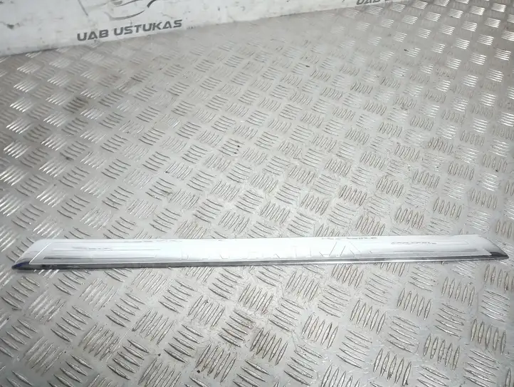 Opel Astra J (2009 - 2012) 498166255 Внутренняя отделка переднего порога — фото 2