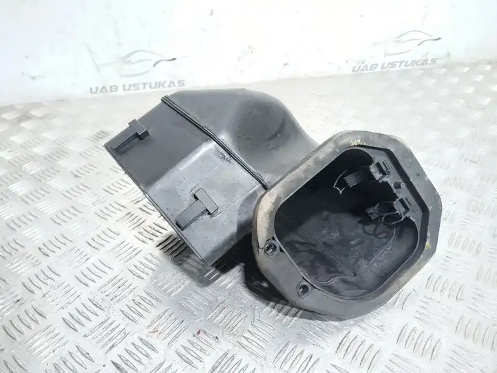 Porsche Cayenne (9PA) (2002 - 2010) 7L0819049A Детали воздухозаборника — фото 1