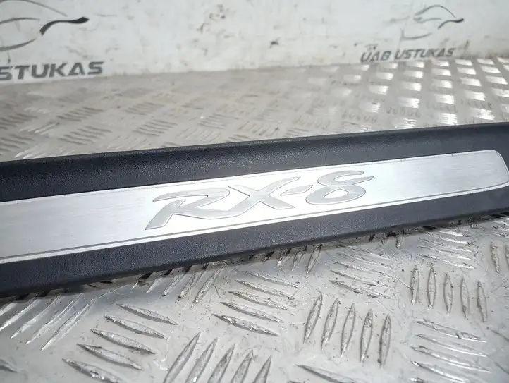 Mazda RX8 (2003 - 2008) F15168730 Внутренняя отделка переднего порога — фото 2