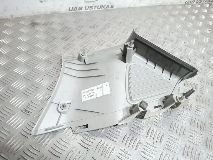 Ford Kuga I (2008 - 2012) 8V41S280C46AFW Верхняя обшивка стойки D — фото 3