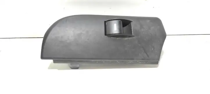 Land Rover Range Rover L322 (2005 - 2009) YUF000072 Блок кнопок стеклоподъемников — фото 1