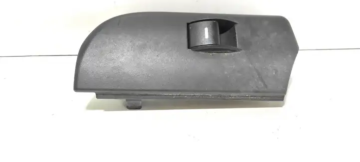 Land Rover Range Rover L322 (2005 - 2009) YUF000072 Блок кнопок стеклоподъемников — фото 3