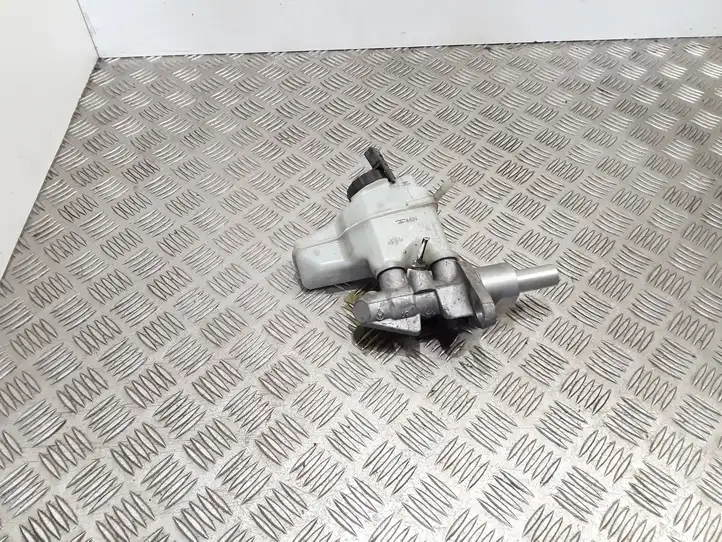 Seat Altea (2004 - 2009) 1K2611349A Главный тормозной цилиндр — фото 1
