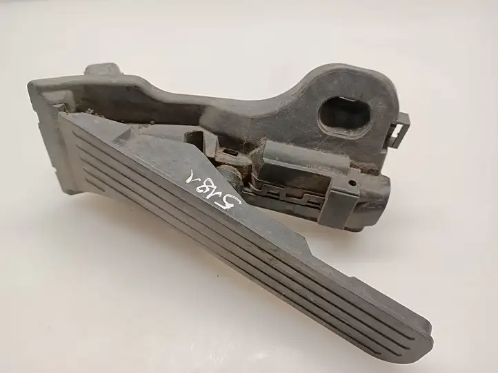 Volkswagen Caddy (2010 - 2015) 2K6723503A Педаль акселератора — фото 1