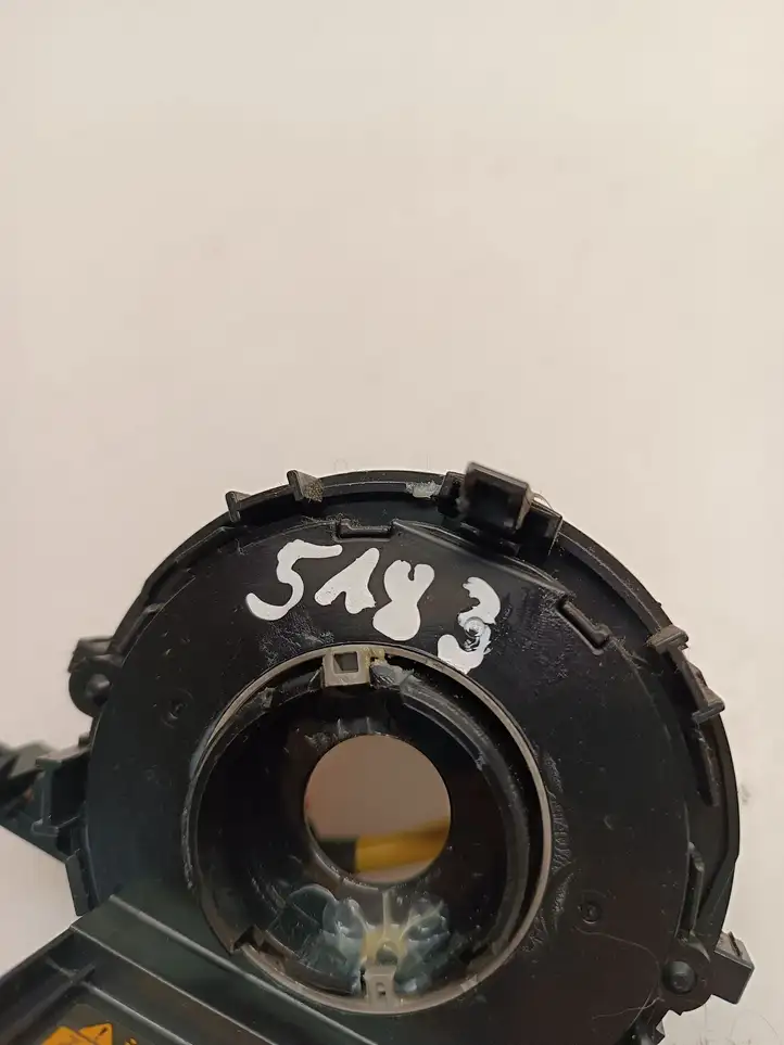 Toyota Yaris (2012 - 2014) 892450D030 Контактное кольцо SRS — фото 3