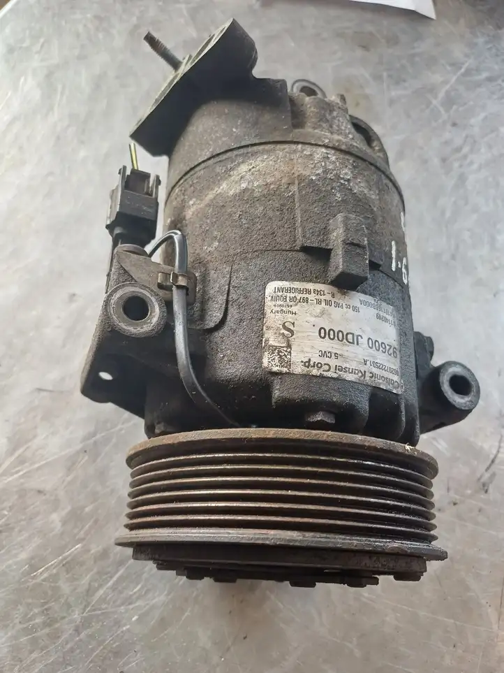 Nissan Qashqai (2010 - 2013) 92600JD000 Компрессор (насос) кондиционера воздуха — фото 1