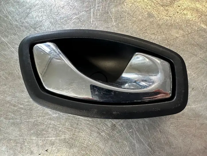 Renault Megane III (2009 - 2016) 826720001R Внутренняя ручка двери — фото 1