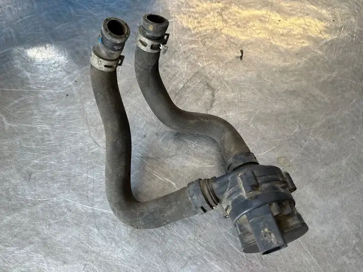 Nissan Qashqai (2010 - 2013) 14055JD74A Электроциркуляционный насос — фото 1