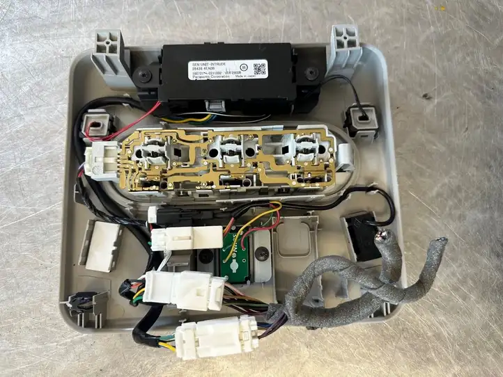 Nissan Qashqai (2013 - 2017) 284364EA0B Передняя подсветка — фото 5