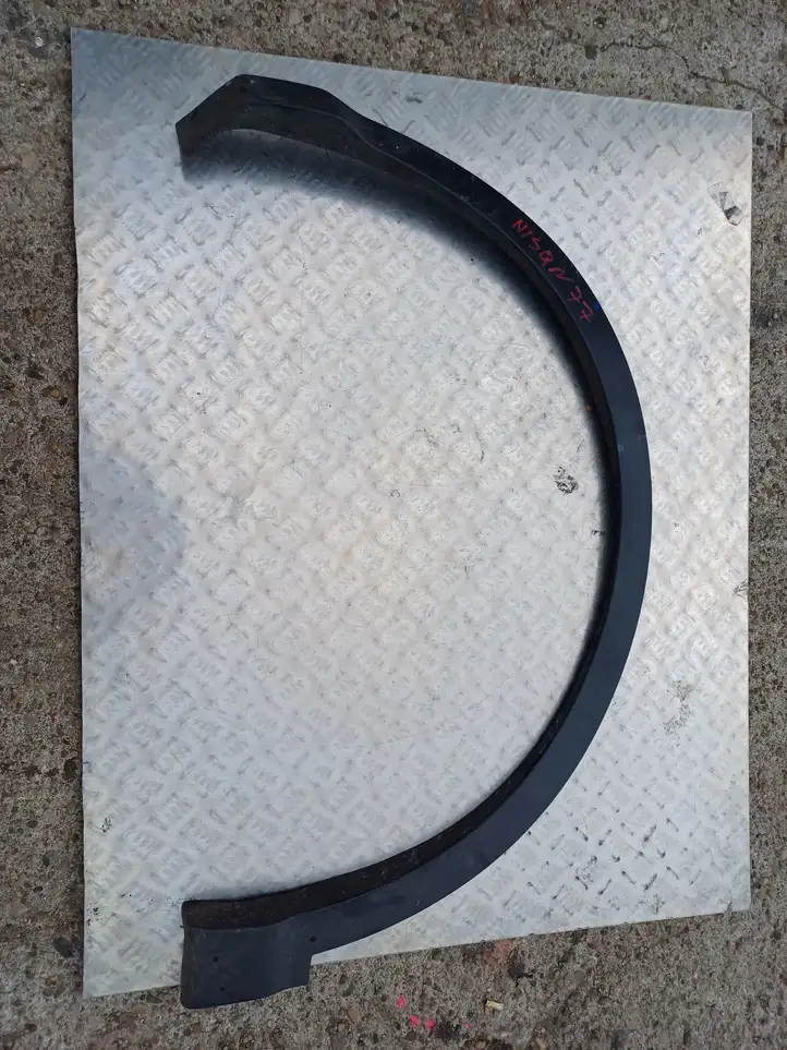 Nissan Qashqai (2013 - 2017) 638114EA0A Накладка колесной арки — фото 2
