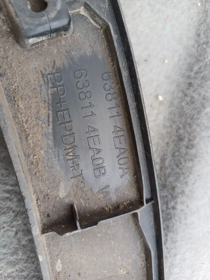 Nissan Qashqai (2013 - 2017) 638114EA0A Накладка колесной арки — фото 3