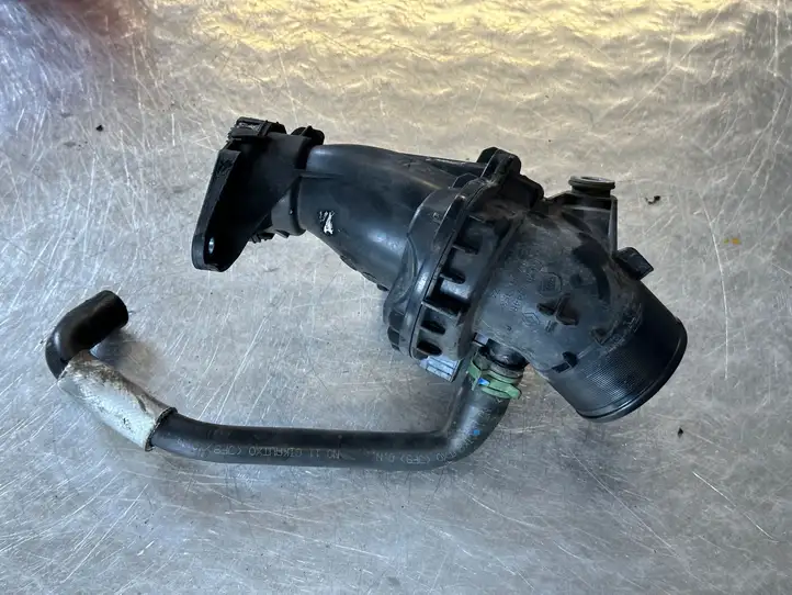 Nissan Qashqai (2010 - 2013) 165761844R Детали воздухозаборника — фото 1