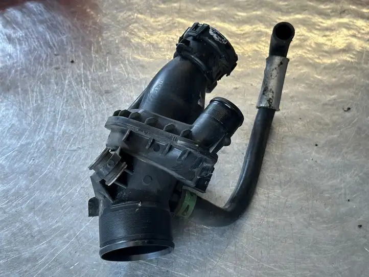 Nissan Qashqai (2010 - 2013) 165761844R Детали воздухозаборника — фото 2