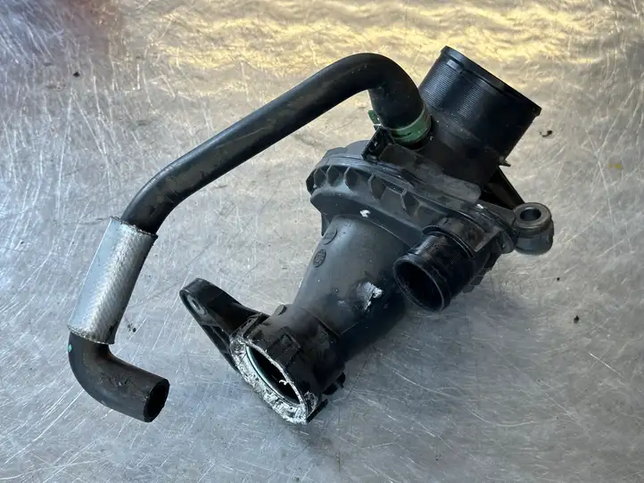 Nissan Qashqai (2010 - 2013) 165761844R Детали воздухозаборника — фото 3