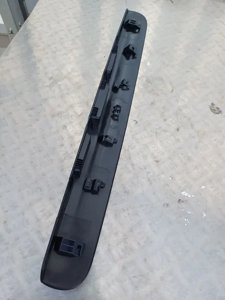 Nissan Qashqai (2006 - 2010) 90810JD40H Подсветка номера — фото 4