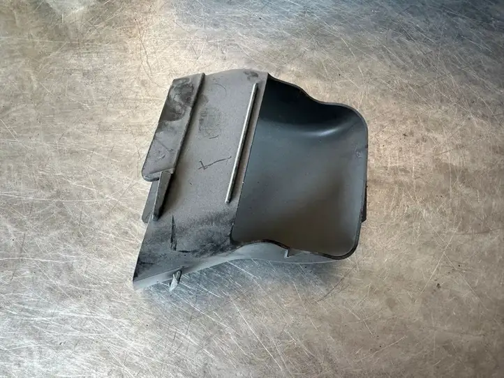 BMW 3 F30 F35 F31 (2012 - 2018) 13717597585 Детали воздухозаборника — фото 1