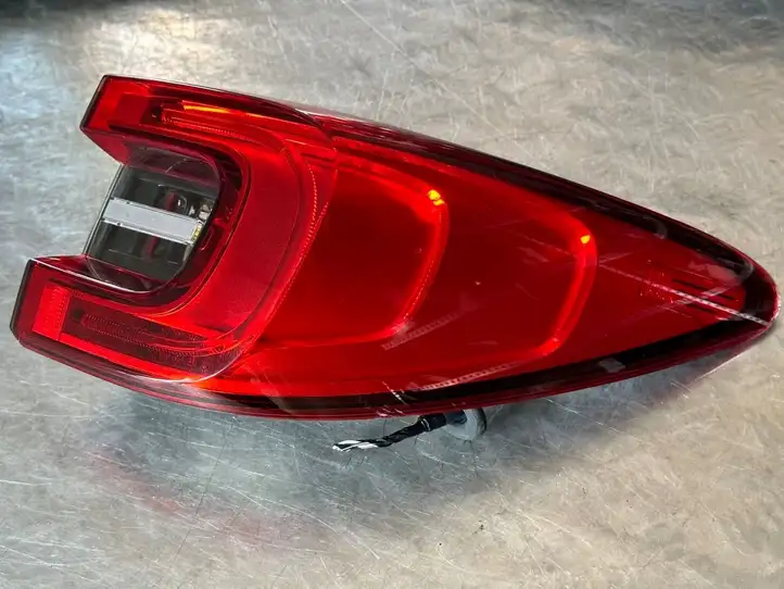 Renault Kadjar (2015 - 2018) 265508701R Задний фонарь в кузове — фото 4
