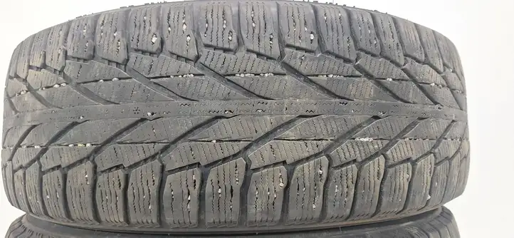 Kia Sorento (2006 - 2009) 24565R17 Зимняя шина R17 — фото 8