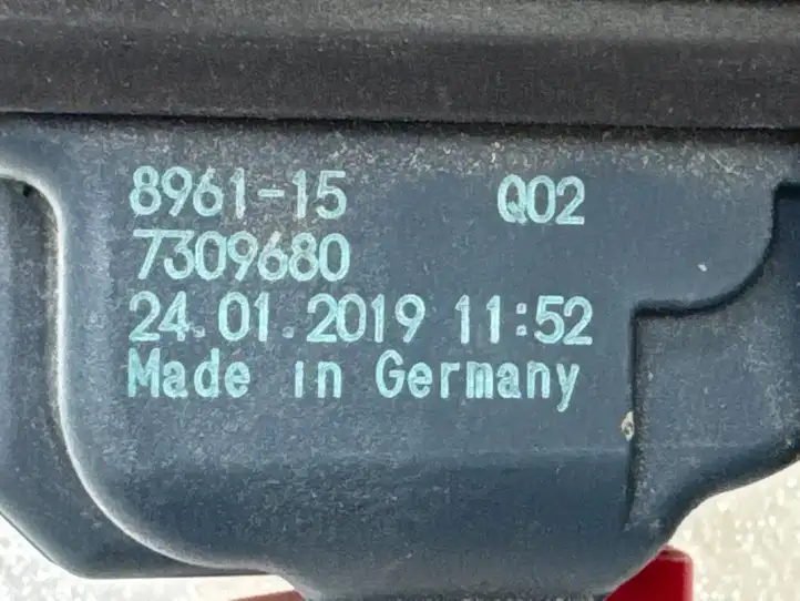 BMW i3 (2013 - ) 7309680 Замок крышки топливного бака — фото 9