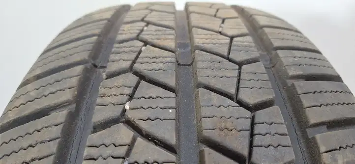 Volkswagen Crafter (2006 - 2016) Зимняя шина C R16 — фото 4