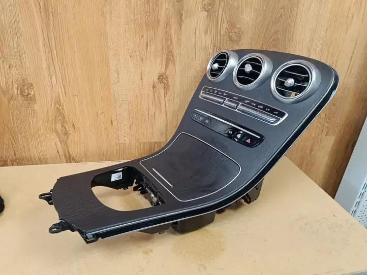 Mercedes-Benz GLC AMG (2019 - ) A2536802903 Другая деталь консоли (туннеля) — фото 10