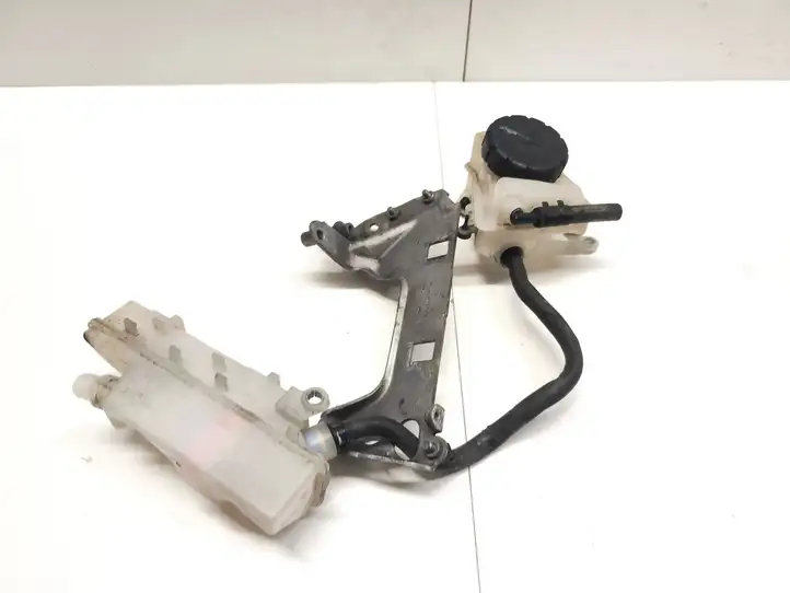 Mercedes-Benz C AMG W205 (2014 - ) a1772000285 Расширительный бачок — фото 3