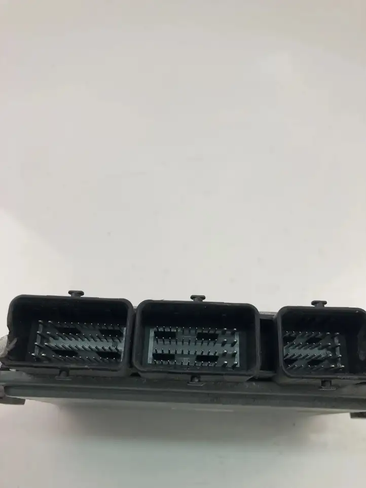 Renault Scenic III - Grand scenic III (2009 - 2016) 237100745R Блок управления двигателем (ECU) — фото 3