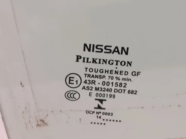 Nissan Qashqai (2013 - 2017) Стекло передней двери — фото 2